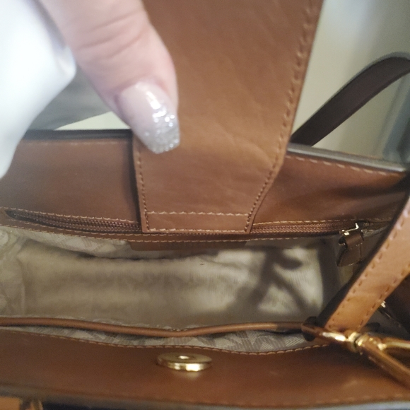 MICHEAL KORS DENIM SATCHEL - LIKE NEW - Picture 6 of 6